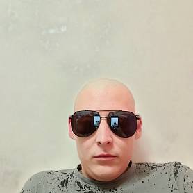 Игорь Комаров